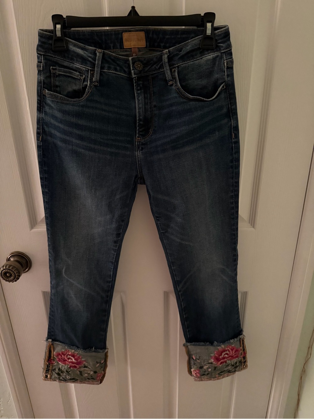 Driftwood Women’s Colette Jeans with Floral Cuff Size 28